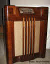 Philco 40-185 Full Larson.jpg (308338 bytes)